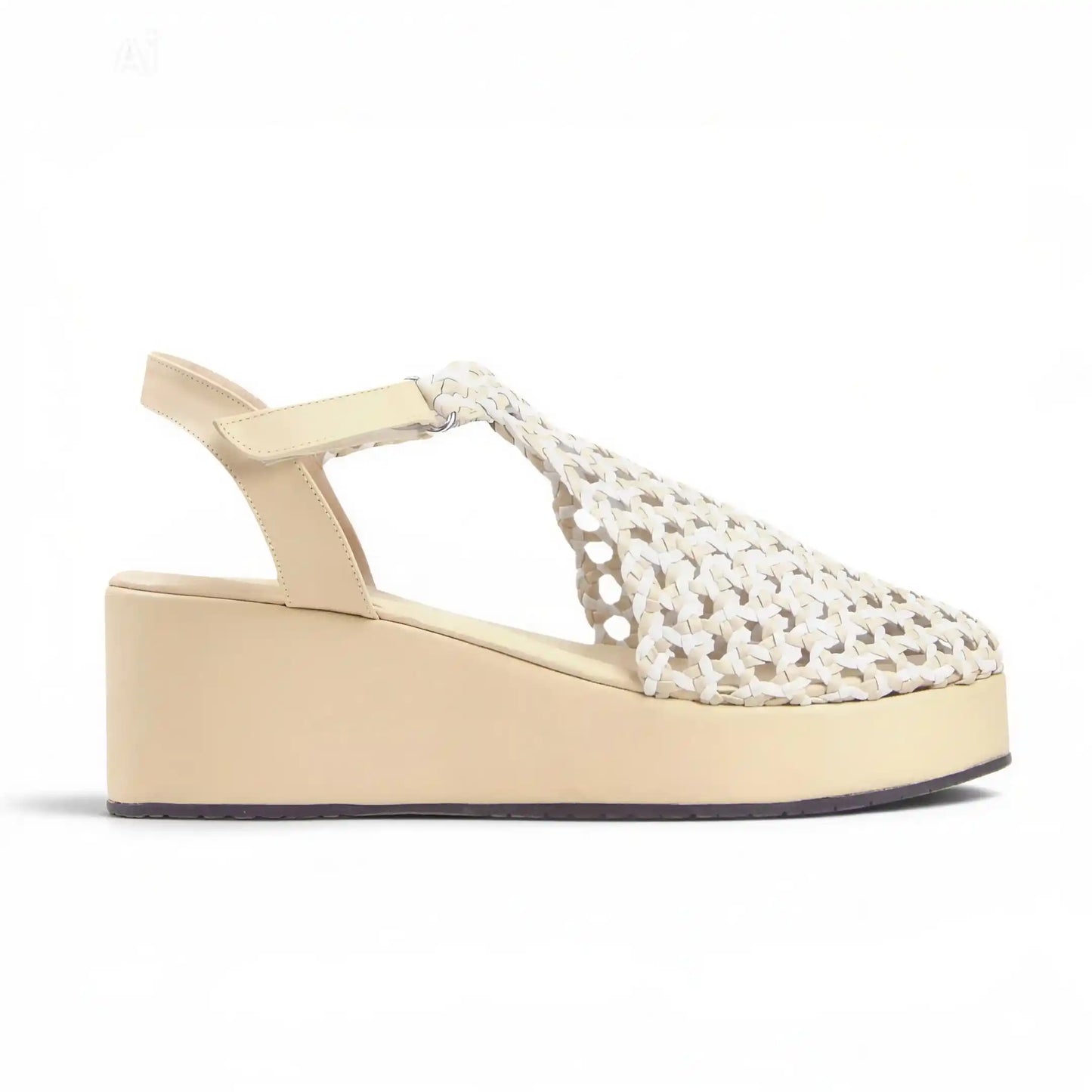 Wedge 6cm braided sandals R700