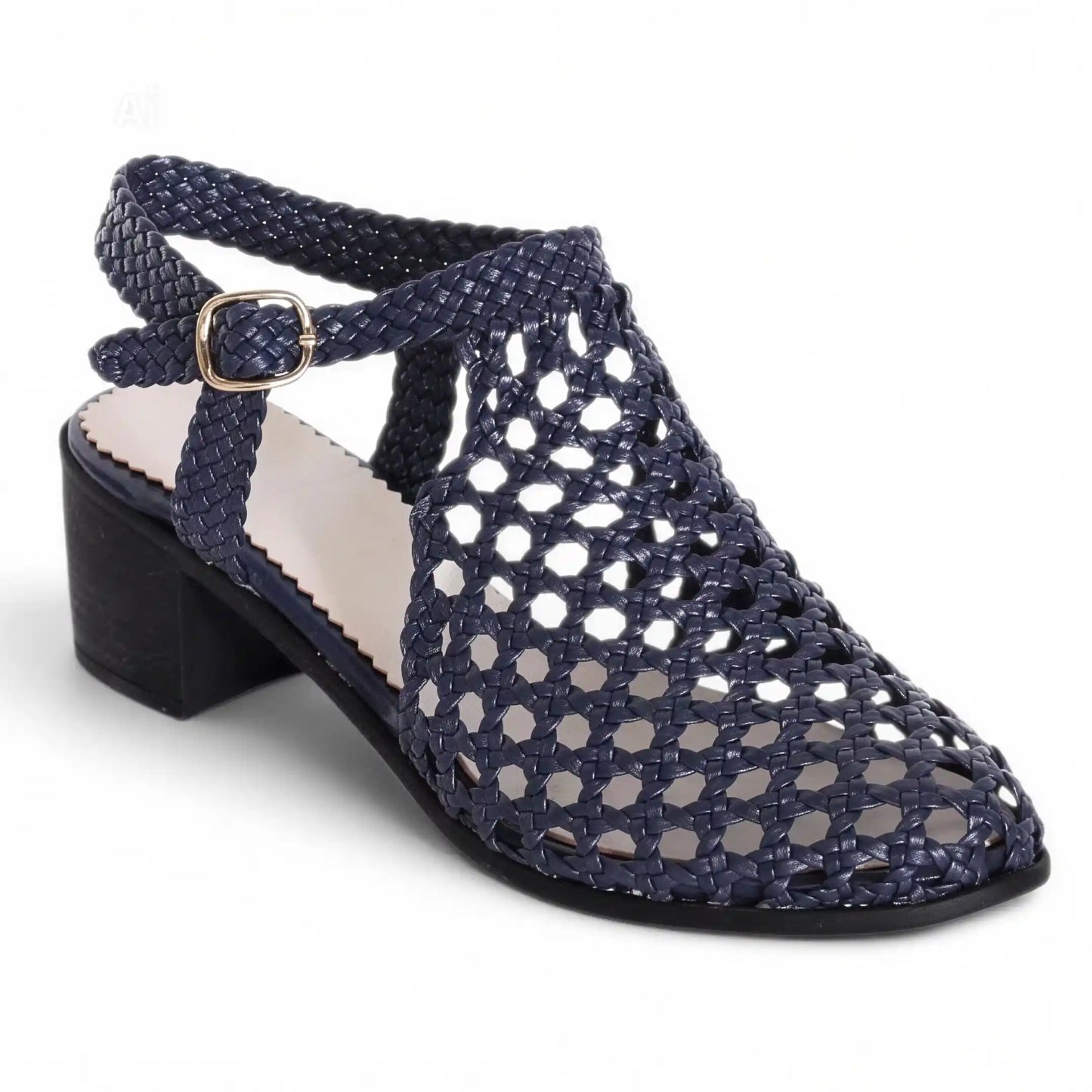 sandal vesba handbraided  R450 3cm
