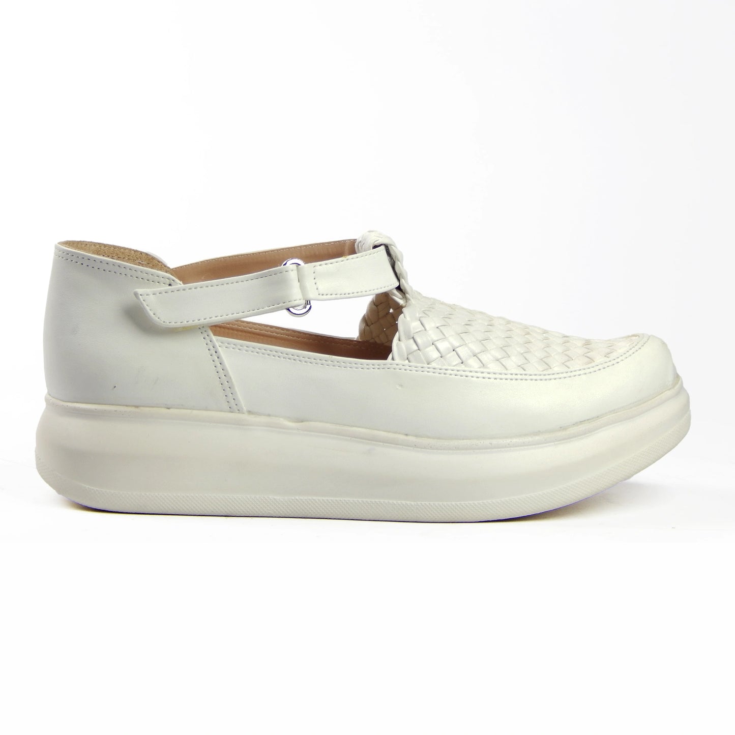 Handwoven Closed Sneakers R901