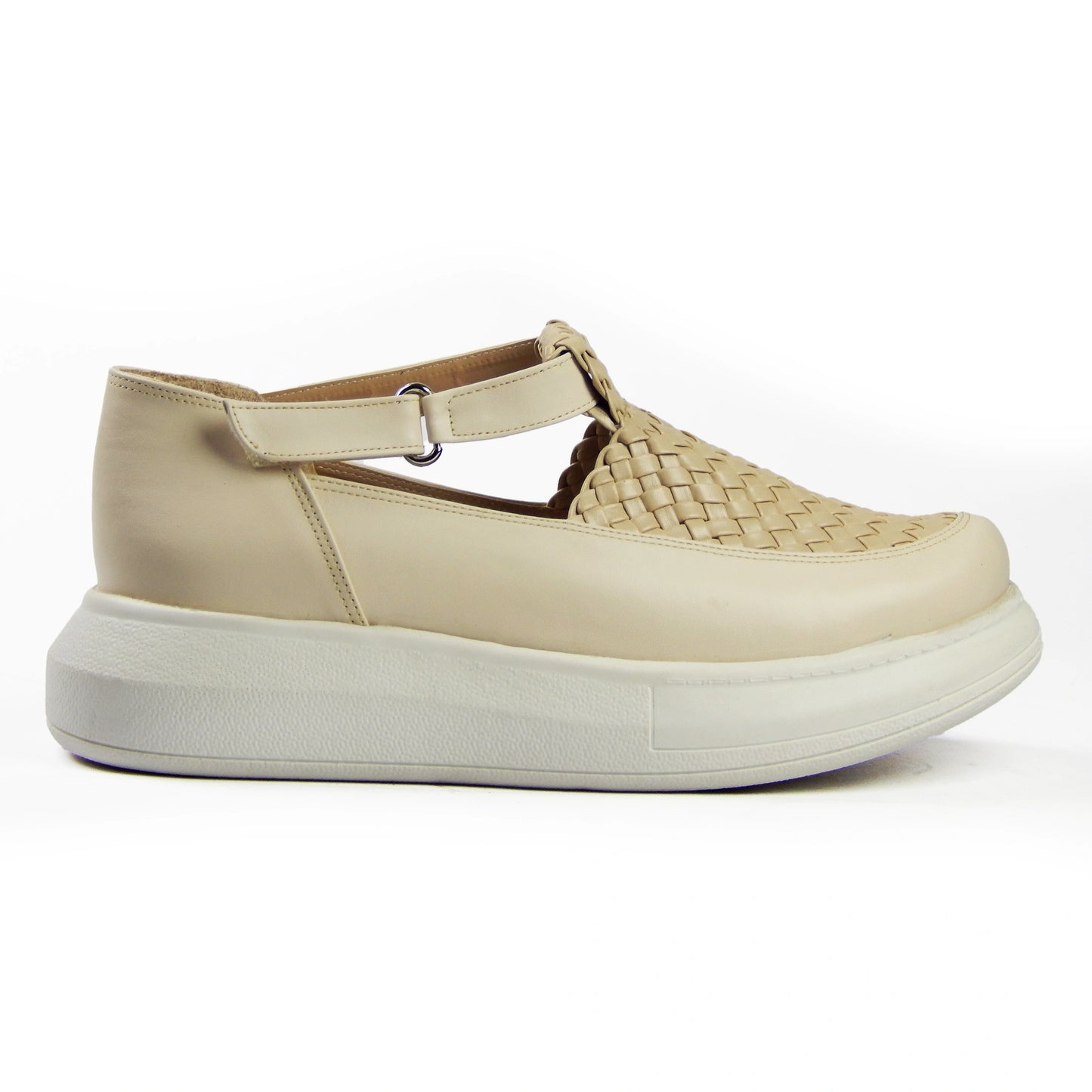Handwoven Closed Sneakers R901