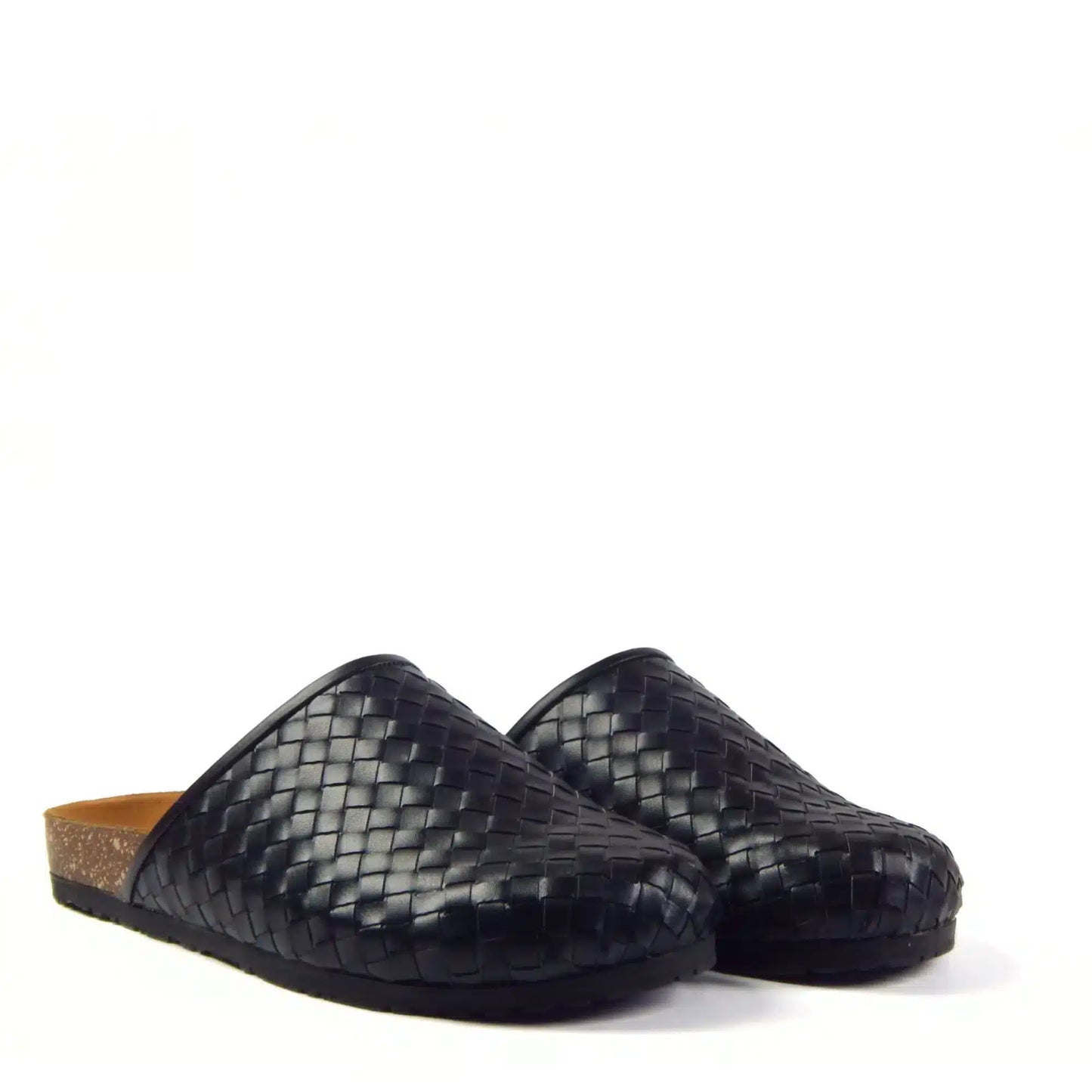 Onyx Clogs