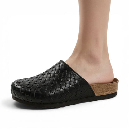 Onyx Clogs
